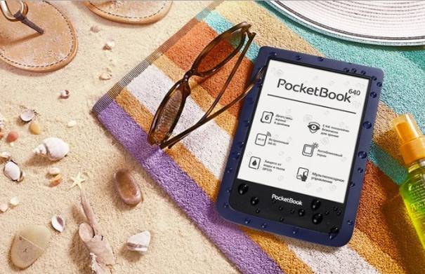 PocketBook Aqua na pláži